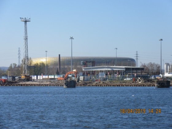 Stadion Energa Gdansk von der Wisla - Einmündung Kanal Kaszubski
